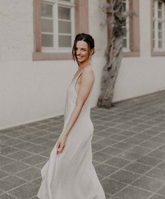 Natalia Wroblewska saengerin mit weissem kleid
